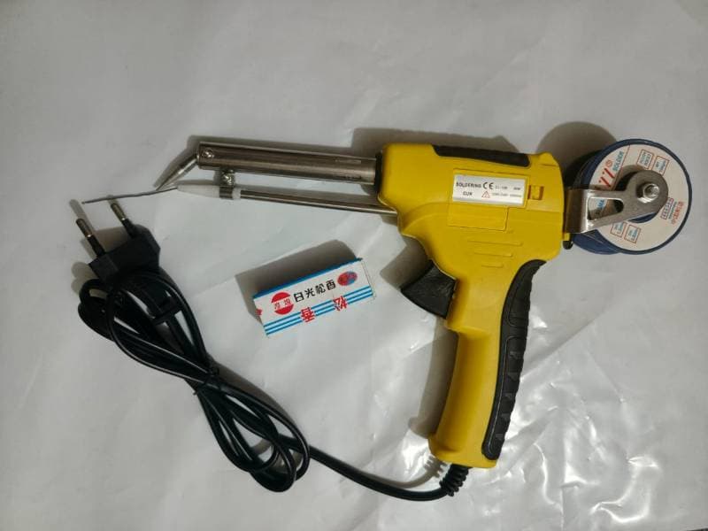 Automatic solder feeding soldering pistol 