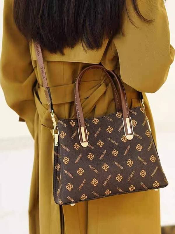 Unique Trending Stylish best leather Ladies clutch hand bag thumbnail 2